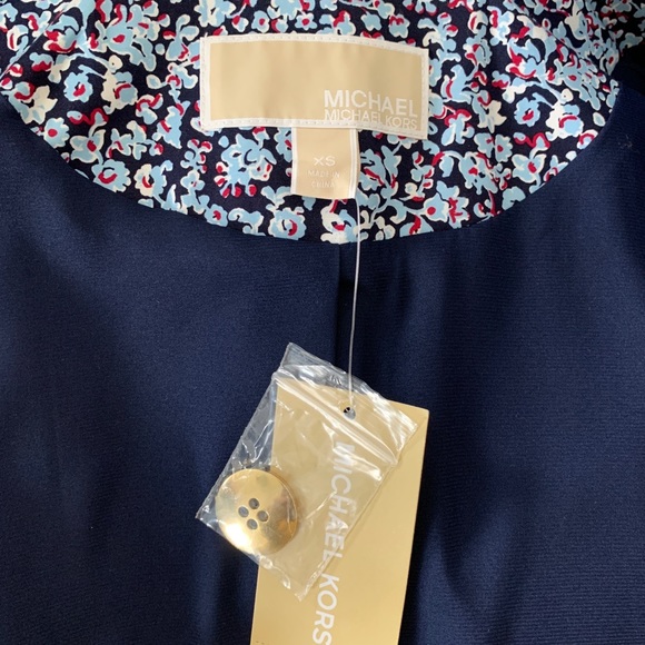 Michael Michael Kors floral trench coat $250 - Picture 14 of 15